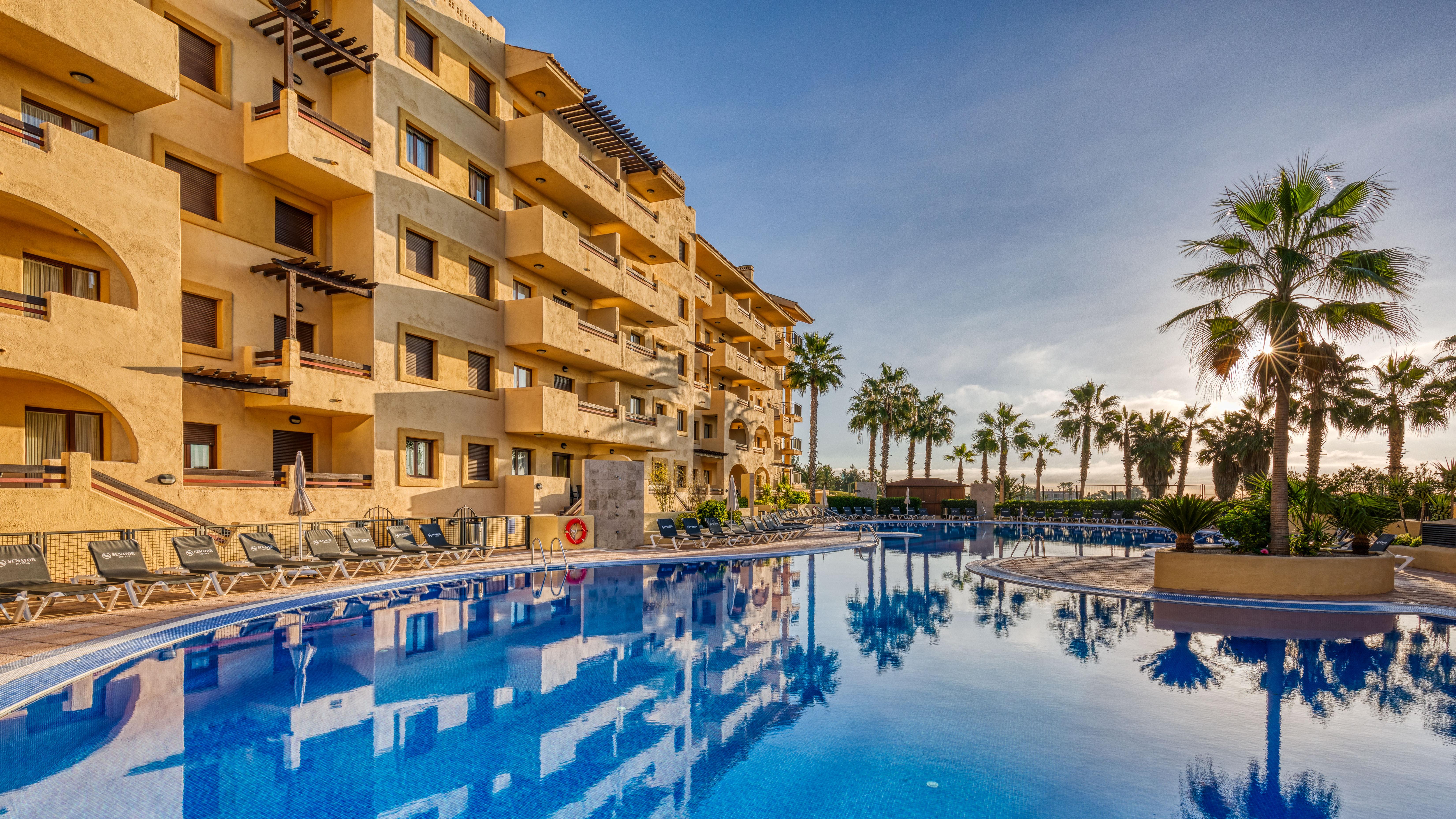 Senator Mar Menor Golf & Spa Resort Los Alcázares Exterior foto
